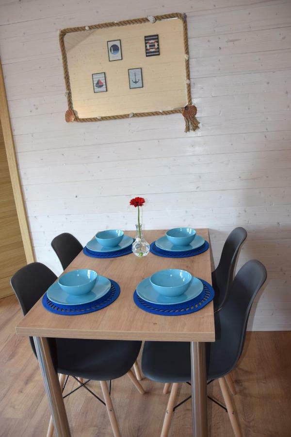 Domki Wypoczynkowe Zosia I Helenka Puck Extérieur photo